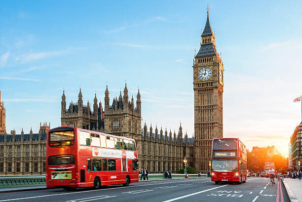 Leinwand Poster, Bilder London Big Ben and traffic on Westminster Bridge, Sylvain Sonnet, 90 × 60 cm