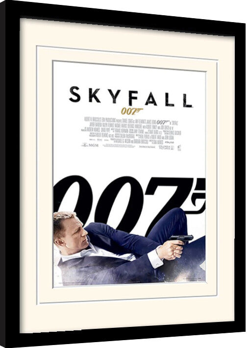 James Bond - Skyfall Gerahmte Poster, Bilder, 34.3 × 44.5 cm