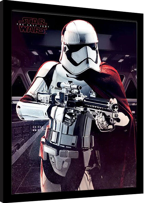 Star Wars: The Last Jedi - Captain Phasma Aim Gerahmte Poster, Bilder, 30 × 40 cm