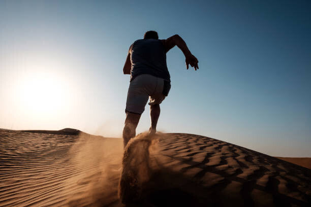 Leinwand Poster, Bilder Running In The Desert, Morten Byskov - 5050 Travelog / 500px, 90 × 60 cm