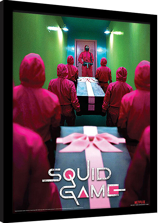 Squid Game - Corridor Gerahmte Poster, Bilder, 34.3 x 44.5 cm