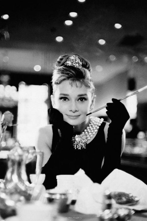 Audrey Hepburn - breakfast Poster, Plakat, 61 × 91.5 cm