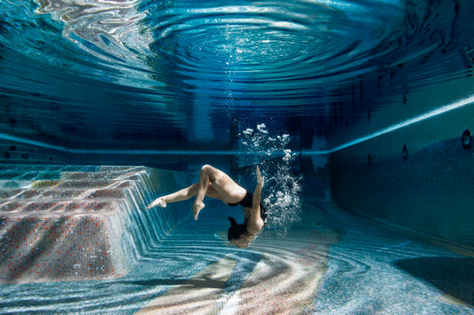 Leinwand Poster, Bilder Swimming Inside, Guido Fu?, 90 × 60 cm